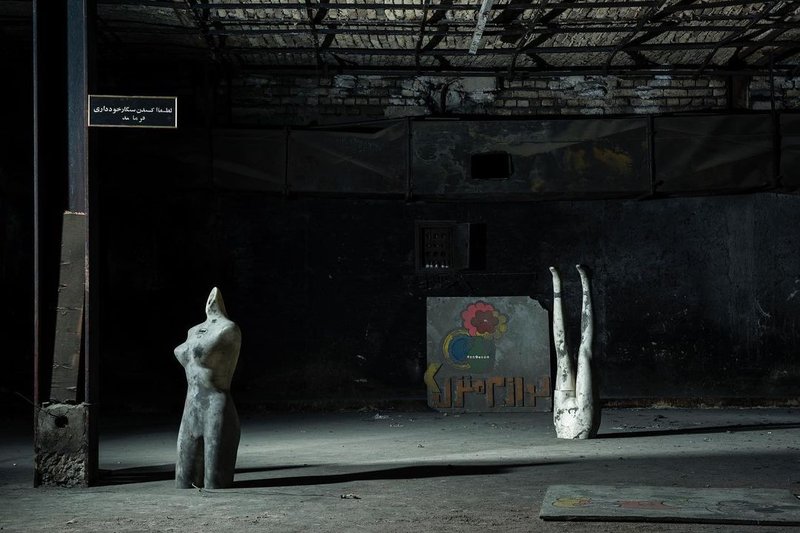 Maryam Saeedpour, Pars Store