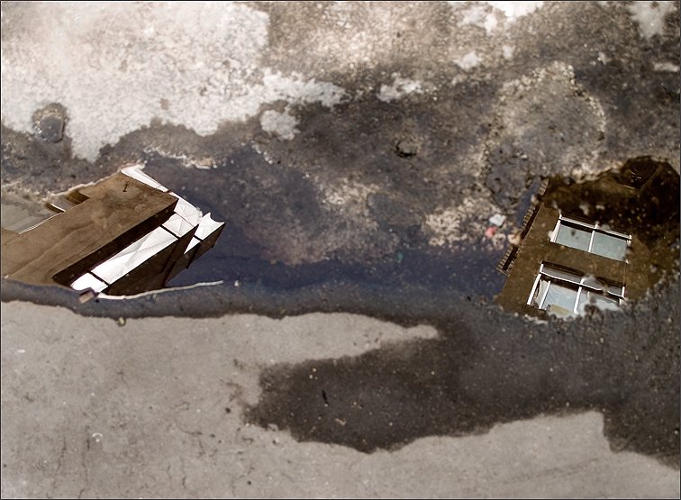 Zhoobin Mireskandari, Closer to Far, 2009