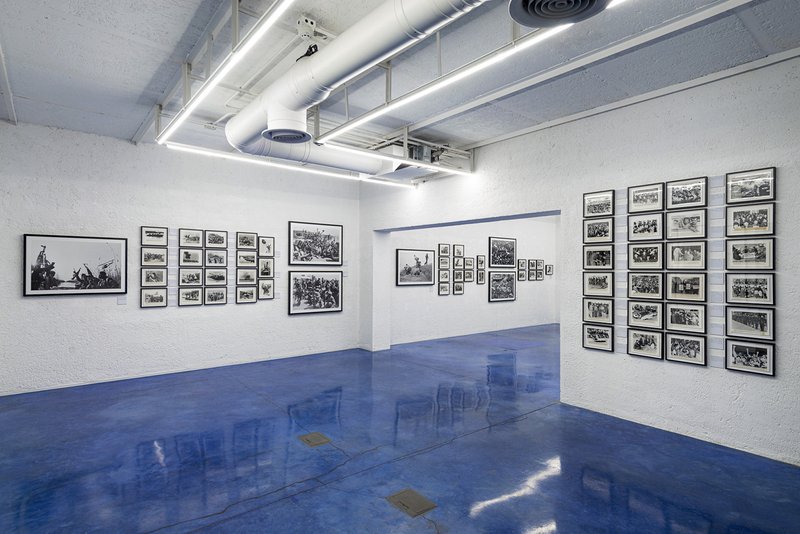PHOTO BY M. SAYAD - War's Photos, installation view