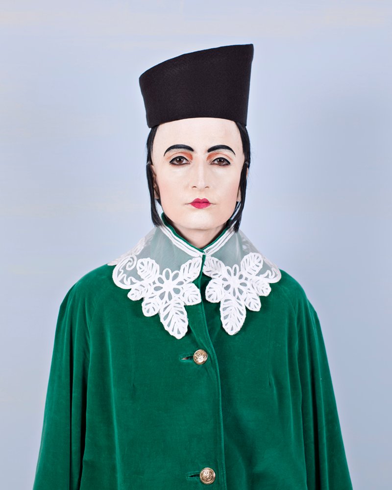 Shirin Fathi, Green Dressed, 2015