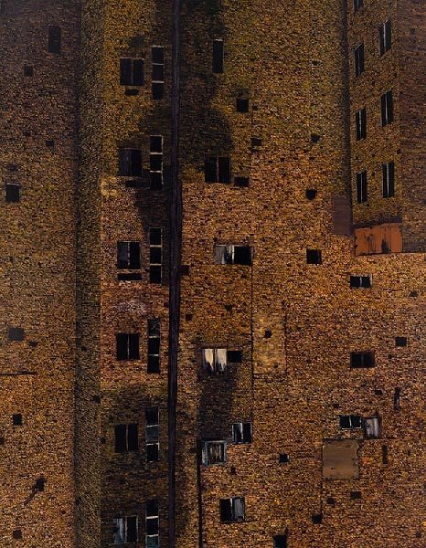 Javad Modaresi, The Back-Wall of a Building on Jomhouri St., 2023