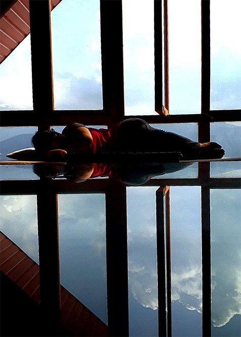 Nastaran Fallah, Woman, Mother, Universe