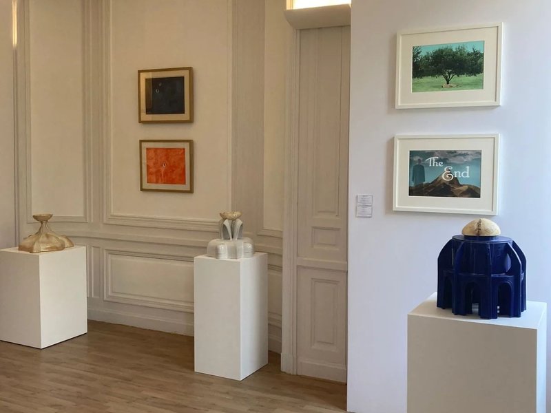 Installation view.