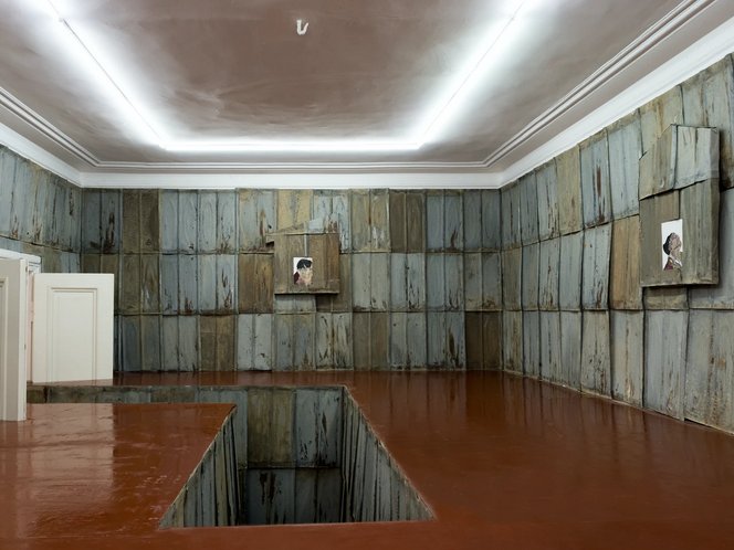 Installation view.