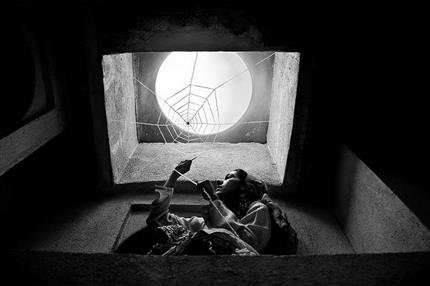 Shadi Ghadirian, Miss Butterfly, 2009