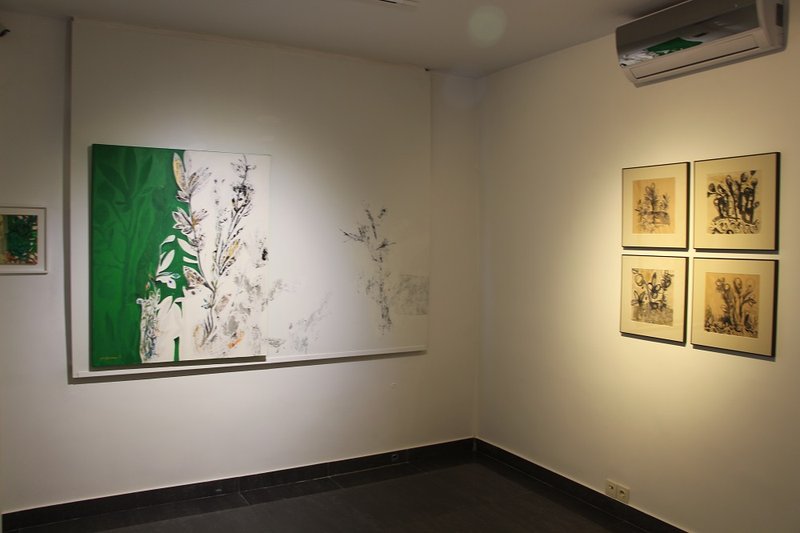 White Whilst Growing, installation view