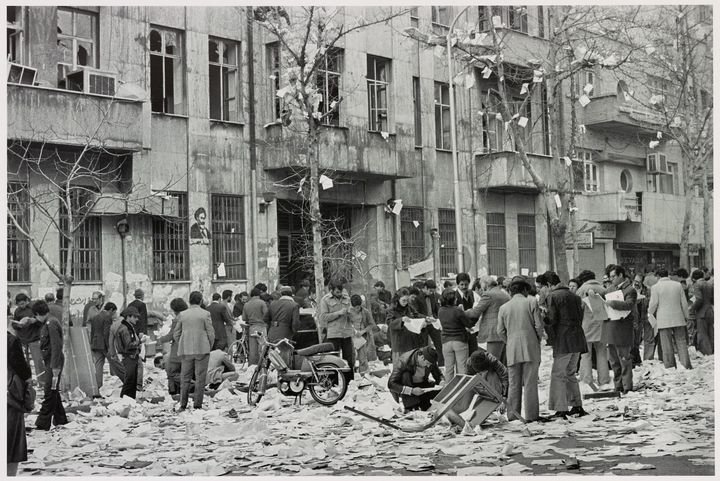 رعنا جوادی، ایستگاه پلیس، 1357