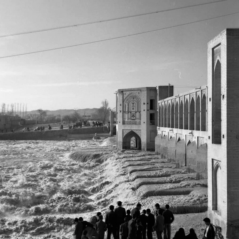 طریقی؛ از عکاسخانه تا زاینده رود