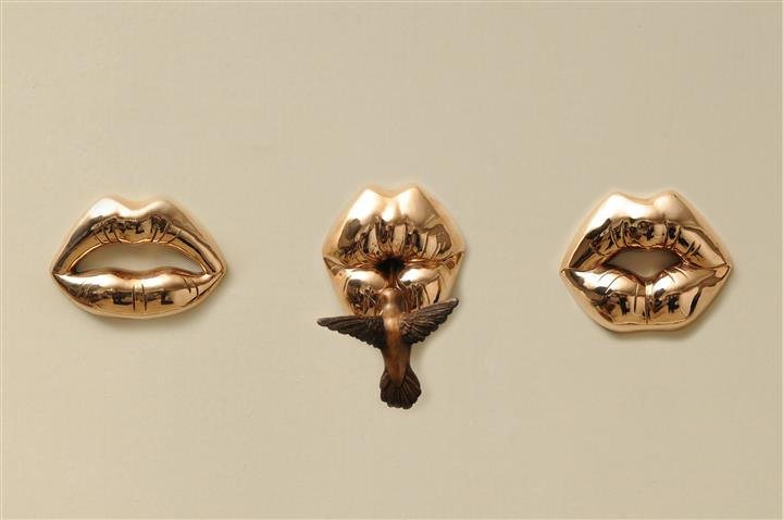 Sara Rahanjam, Kiss, 2015