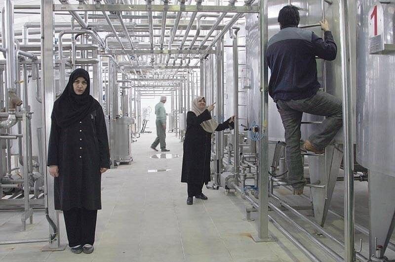 Azadeh Akhlaghi, Me as the Other Prefers 1, 2008