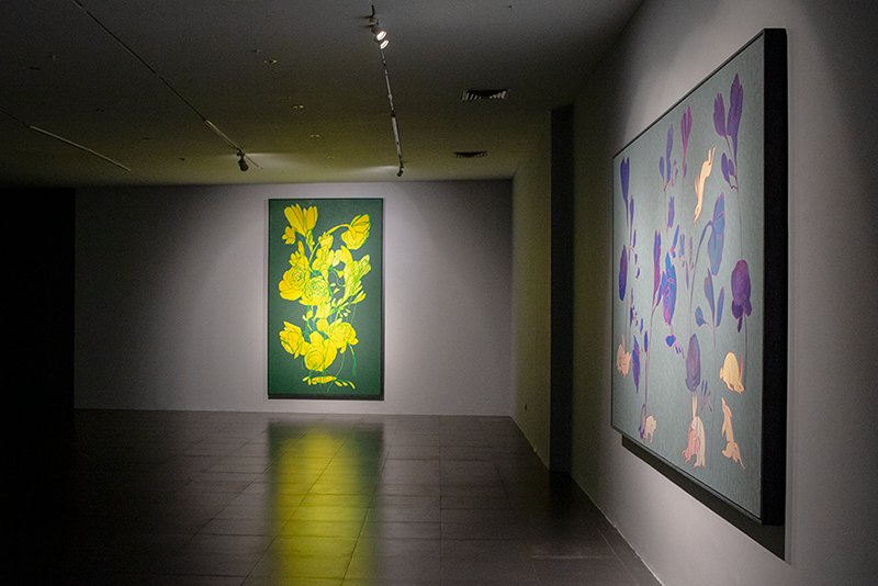 Ouch, installation view
