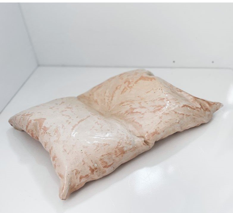 Dorna Abyak, Pillows