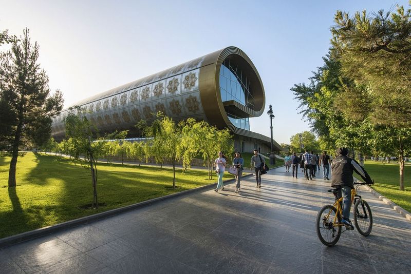 A City Guide to Baku