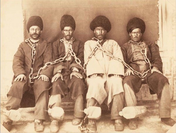 Agha Reza Akasbashi, The Qara-Dagh Thiefs
