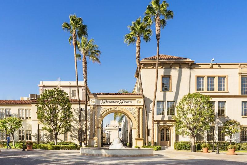 Frieze LA Art Fair Takes Over Paramount Studios