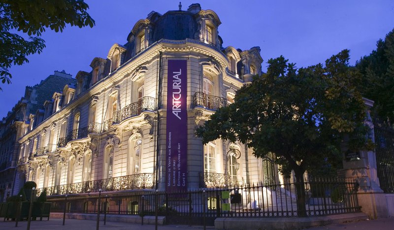 Artworks by Two Iranian Modernist Artists Auctioned at Artcurial 