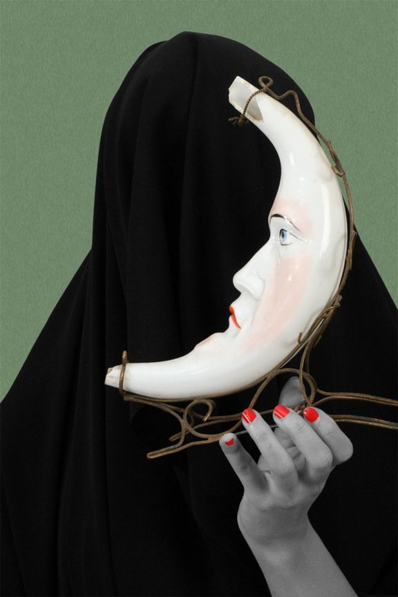Fataneh Dadkhah, Behind